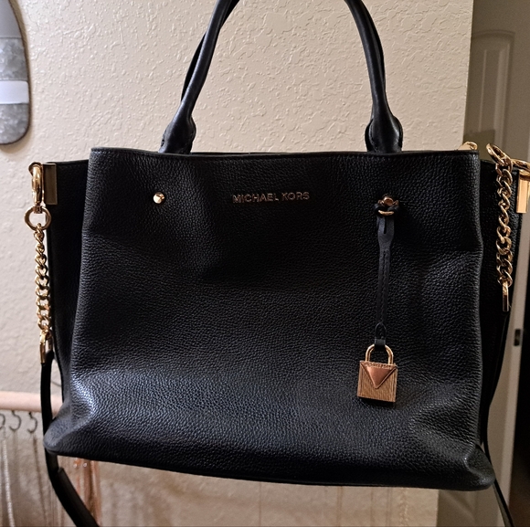 Michael Kors Black Purse - Picture 9 of 13